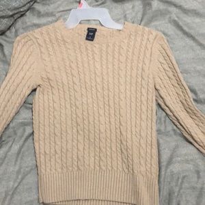 Womens medium gap sweater